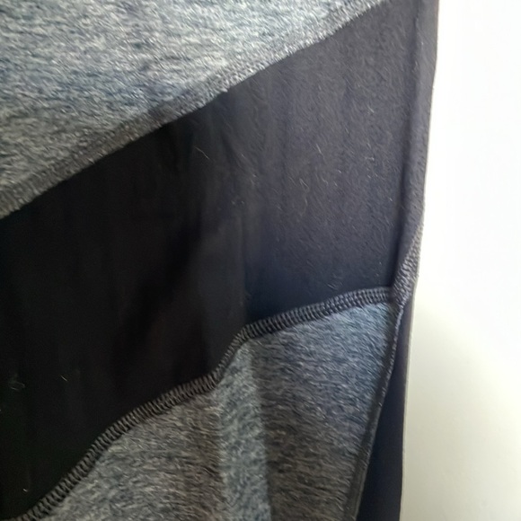 Leggings. The North Face FlashDry black & gray leggings. Large. Nice condition. - Picture 3 of 8